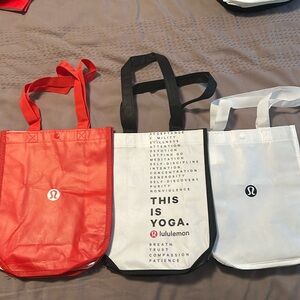 Set of 3 - Reusable lululemon bags